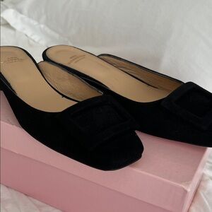 ANN MASHBURN Black Suede Mules